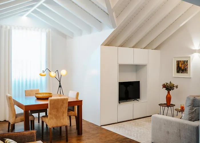 Casa Guerreiro - Regina Group 维亚纳堡