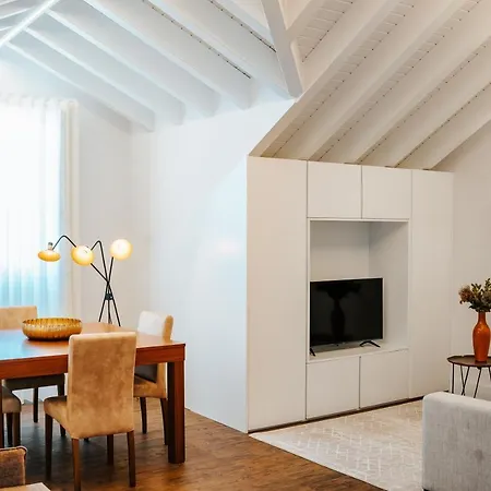 Casa Guerreiro - Regina Group ויאנה דו קסטלו
